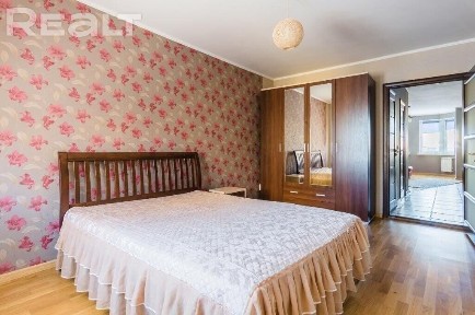 Снять 2-комнатную квартиру на сутки, г. Минск, ул. Притыцкого, 97