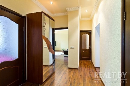 Снять 3-комнатную квартиру на сутки, г. Минск, ул. Богдановича, 23