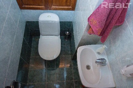 3х ком квартира во дворе проспекта Независимости 18, 2 этаж