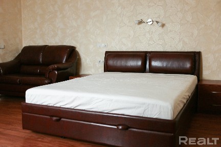 Снять 1-комнатную квартиру на сутки, г. Минск, просп. Дзержинского, 80