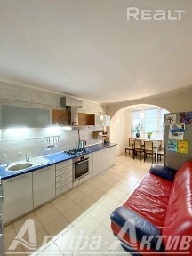 Двухкомнатная квартира, Краснознаменная ул. - 230022