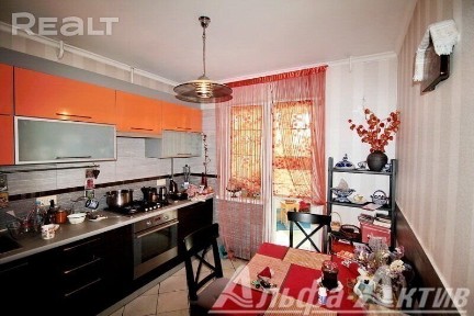 Двухкомнатная квартира, 28 Июля ул. - 210494