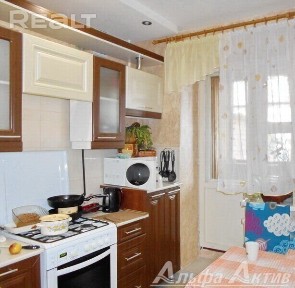 Четырехкомнатная квартира, Смирнова ул. - 210318