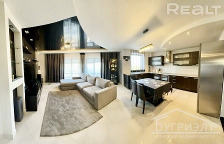 Четырехкомнатная квартира, Стафеева ул. - 240227