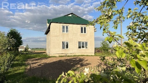 Продается недостроенный дом у озера недалеко от Дзержинска.