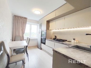 Снять 3-комнатную квартиру на сутки, г. Гомель, ул. Кожара, 1