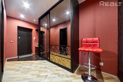 Снять 1-комнатную квартиру на сутки, г. Минск, ул. Притыцкого, 87