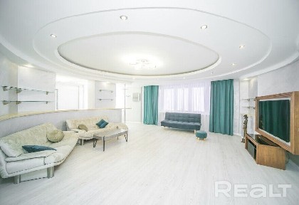 Снять 4-комнатную квартиру на сутки, г. Минск, ул. Белорусская, 17