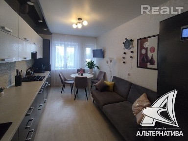 Продажа трехкомнатной квартиры в Бресте, ул. Зубач 223379