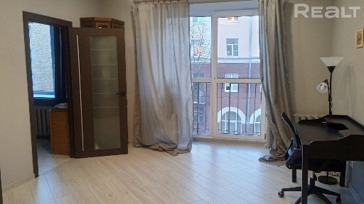 Снять 2-комнатную квартиру на сутки, г. Минск, ул. Калинина, 1