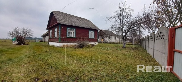 Жилой дом с участком в 7 км от Бреста
