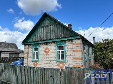 Продаётся дом в тихом месте