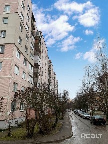 Продается большая трехкомнатная квартира по адресу ул. Чкалова дом 25к7.