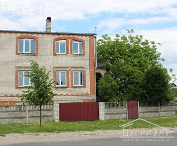 Дом (выделенная квартира) г Пинск - 530059