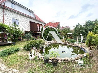 жилой дом в идеальном состоянии в д. Тюхиничи.