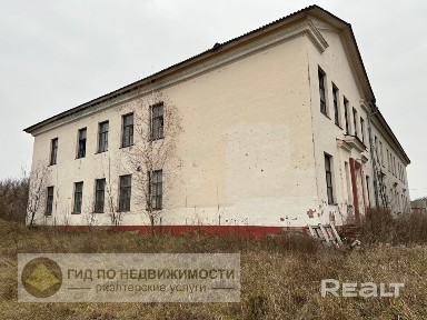 Участок в Добрушском р-не, 218 соток, 4 здания, 1370м2.