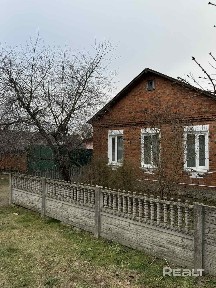 Дом ул 12 апреля, аг Красное