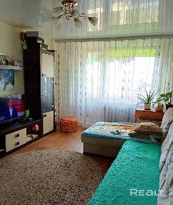 В продаже 2-комнатная квартира на 4 этаже четырёхэтажного дома.