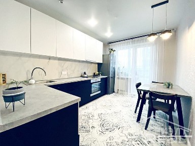 Двухкомнатная квартира, Адамковская ул. - 240630