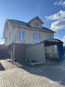 Коттедж на берегу реки