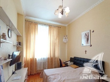 Продажа трехкомнатной квартиры в Бресте, ул. Лейте 221395