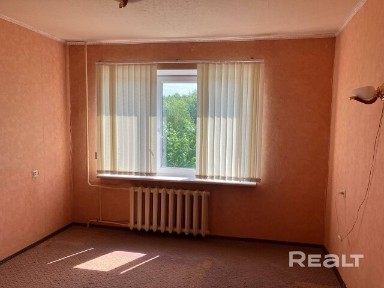 Цена снижена ! 3-х комн. кв-ра по ул. Крупской с ремонтом и встроенной мебелью ПРОДАМ