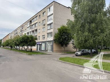 3-комнатная квартира для перевода в нежилой фонд в 951051