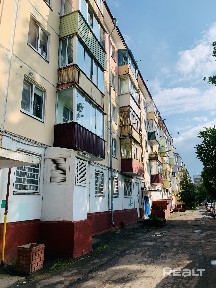 Продается 2-х комн. квартира по ул. Челюскинцев