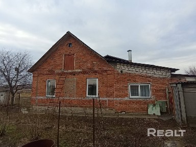 Полдома аг Поколюбичи, ул Ленина