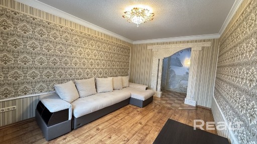 3-комн. квартира ул. Соломовой д. 147