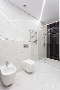 Снять 4-комнатную квартиру на сутки, г. Минск, просп. Независимости, 13