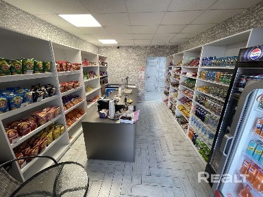 коммерческое помещение, на первом этаже, по адресу Валентины Макаровой 2А