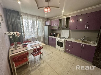 3-комн. квартира ул. Вишневецкая, 2А