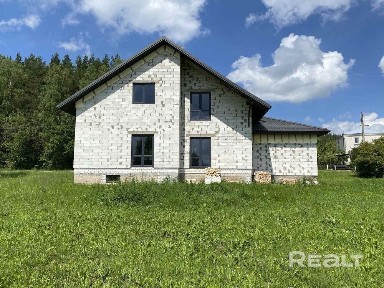 незавершенное капит. строение д. Заречанка ул. Садовая