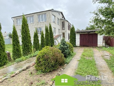 Продается трехуровневый дом по ул. Гагарина г. Слоним