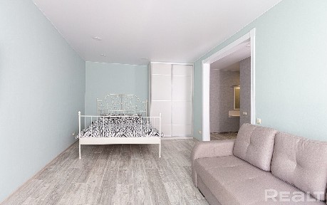 Комфортная уютная однокомнатная квартира в зеленом районе.