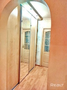 Четырехкомнатная квартира, ул. Ленинградская - 250281