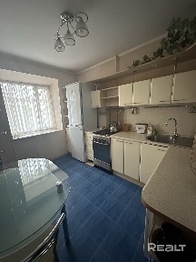 4-х комнатная квартира на Советских Пограничников