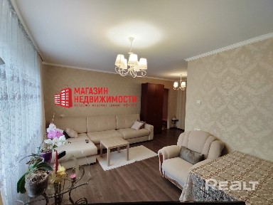 4-комнатная квартира чешской планировки на ул. Врублевского, 60