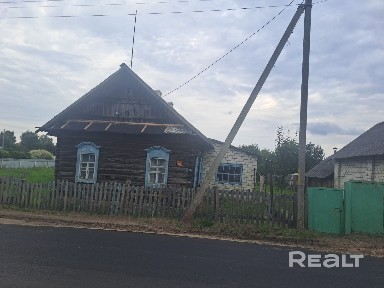 Продается жилой дом рядом с Осиповичским водохранилищем (100 метров).