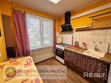 2-х комнатная квартира, пр-т Октября, 57