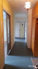 Трехкомнатная улучшенной планировки.