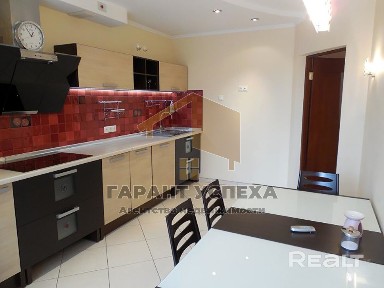 Лот 9044. Брест, ул. Маяковского. Аренда 4-комнатной квартиры