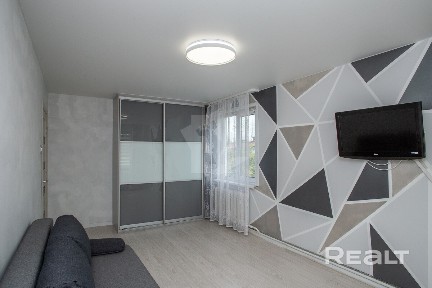 Есть возможность купить уютную 2-комнатную квартиру в микрорайоне Зелёный луг.