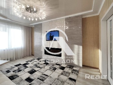 3-комнатная квартира на Махновича