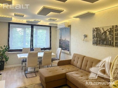Продажа четырехкомнатной квартиры в Бресте, ул. Гр 250990