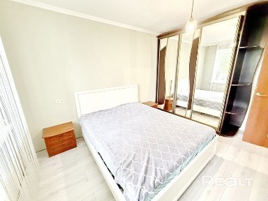 Двухкомнатная квартира, ул. Защитников Отечества - 250323