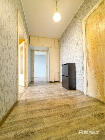 Продажа 2к Хатаевича д. 45, гипермаркет Евроопт.