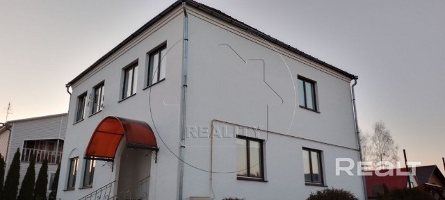 2-этажный дом с баней в пригороде Бреста