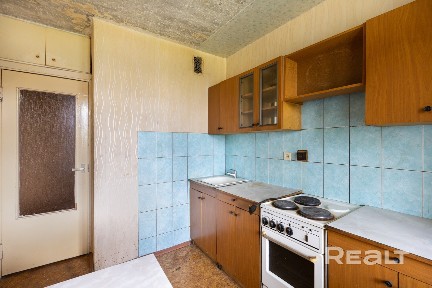 Продается светлая 1-комнатная квартира в развитом районе Минска.